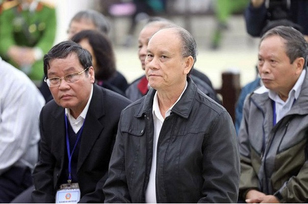 Bao nhieu quan Viet nga ngua vi “tiep tay” gay thiet hai “tien tan” cho Nha nuoc?-Hinh-2