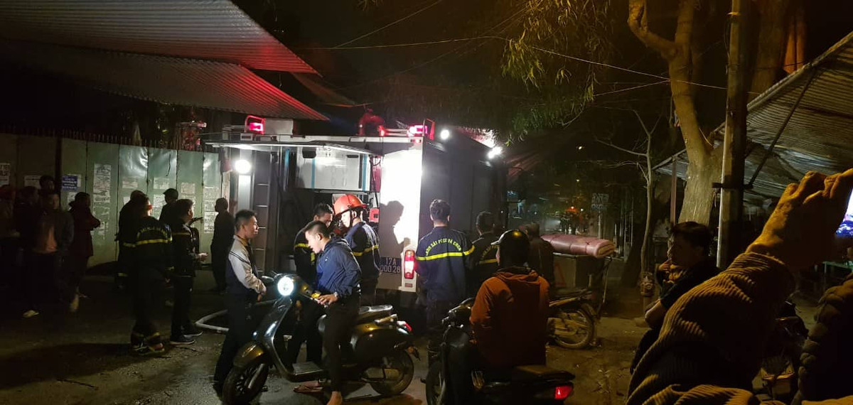 Cho De Tham boc chay ngun ngut trong dem, thiet hai lon tai san-Hinh-4