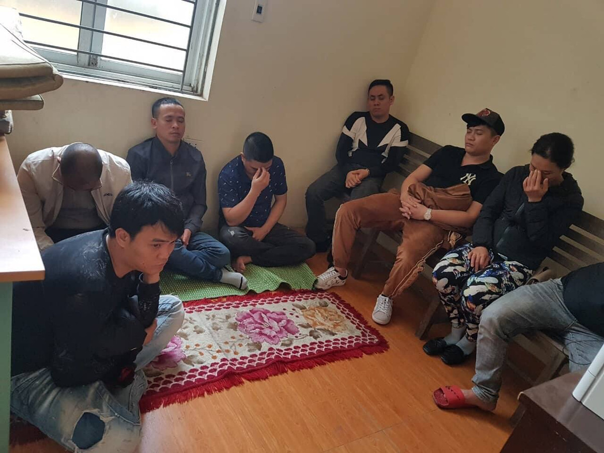 Hai Duong: Triet pha soi bac khung tren tau, thu hang ty dong