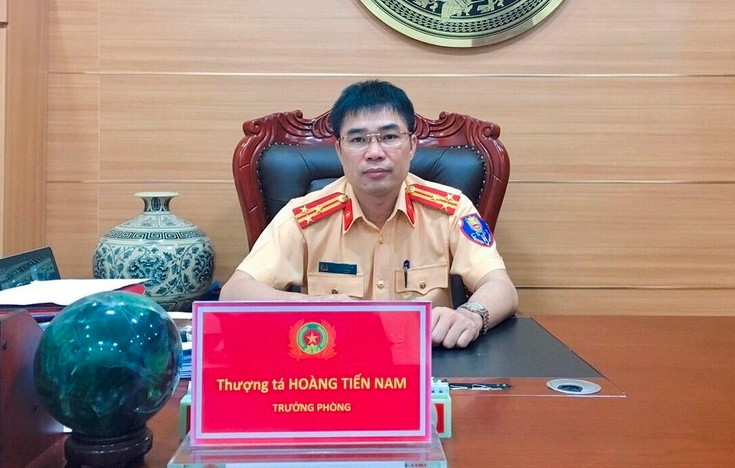 Hai Duong: Lai xe “noi khong voi kiem tra nong do con”, xe bi cau ve don xu ly-Hinh-5