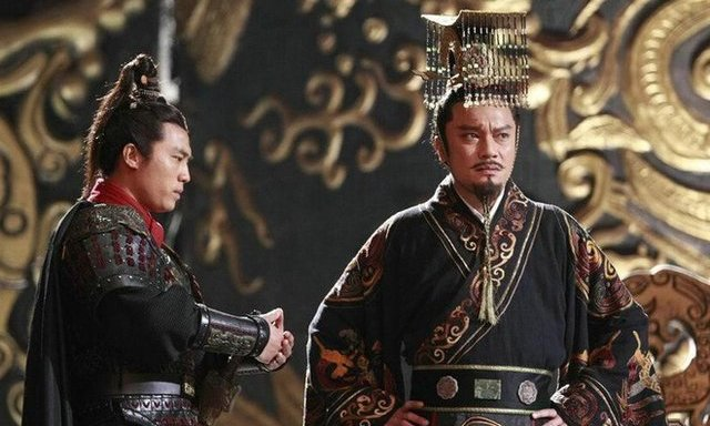 Trong các bộ phim và tác phẩm văn học về vua Tần Thuỷ Hoàng, chiếc mũ này luôn là một biểu tượng quan trọng.