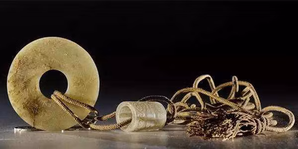 Cuộc khai quật ngôi mộ này giúp hiểu sâu hơn về nền văn hóa cổ xưa của Trung Quốc và nhấn mạnh tầm quan trọng của việc bảo vệ di sản văn hóa.