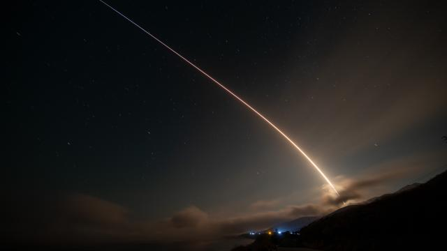 Thực tế, vào ngày 14/1, tên lửa này đã phóng 22 vệ tinh Starlink từ California, Mỹ, và được nhận diện ở phía Bắc Trung Quốc.