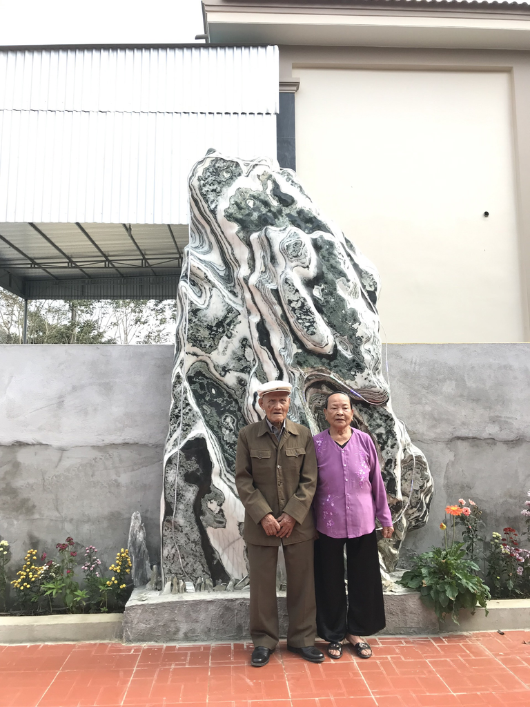 Cu ong vo tu ngu gat trong tiec sinh nhat 100 tuoi-Hinh-5