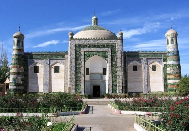 Chuyên gia kết luận, chủ nhân ngôi mộ là một người da trắng, không phù hợp với mô tả về Hàm Hương trong phim.