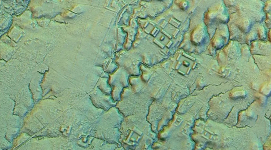 Thành phố có thể đã chứa đến 30.000 người trong giai đoạn cao điểm, và đã tồn tại trong khoảng 1.000 năm.