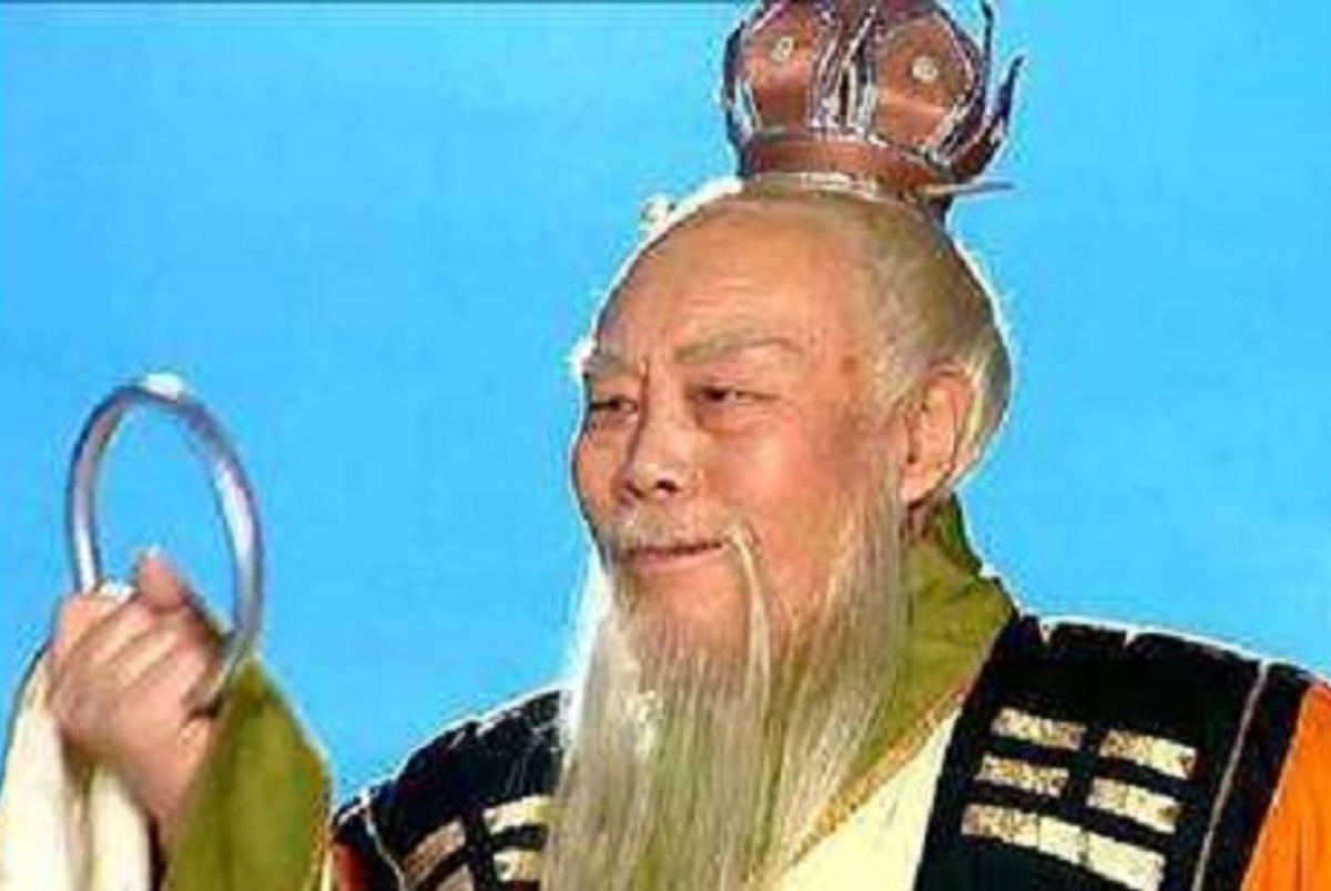 Trong " Tây Du Ký" có hai pháp bảo nổi tiếng là Kim Cương Trác của Thái Thượng Lão Quân và Túi Nhân Chủng của Phật Đà La.