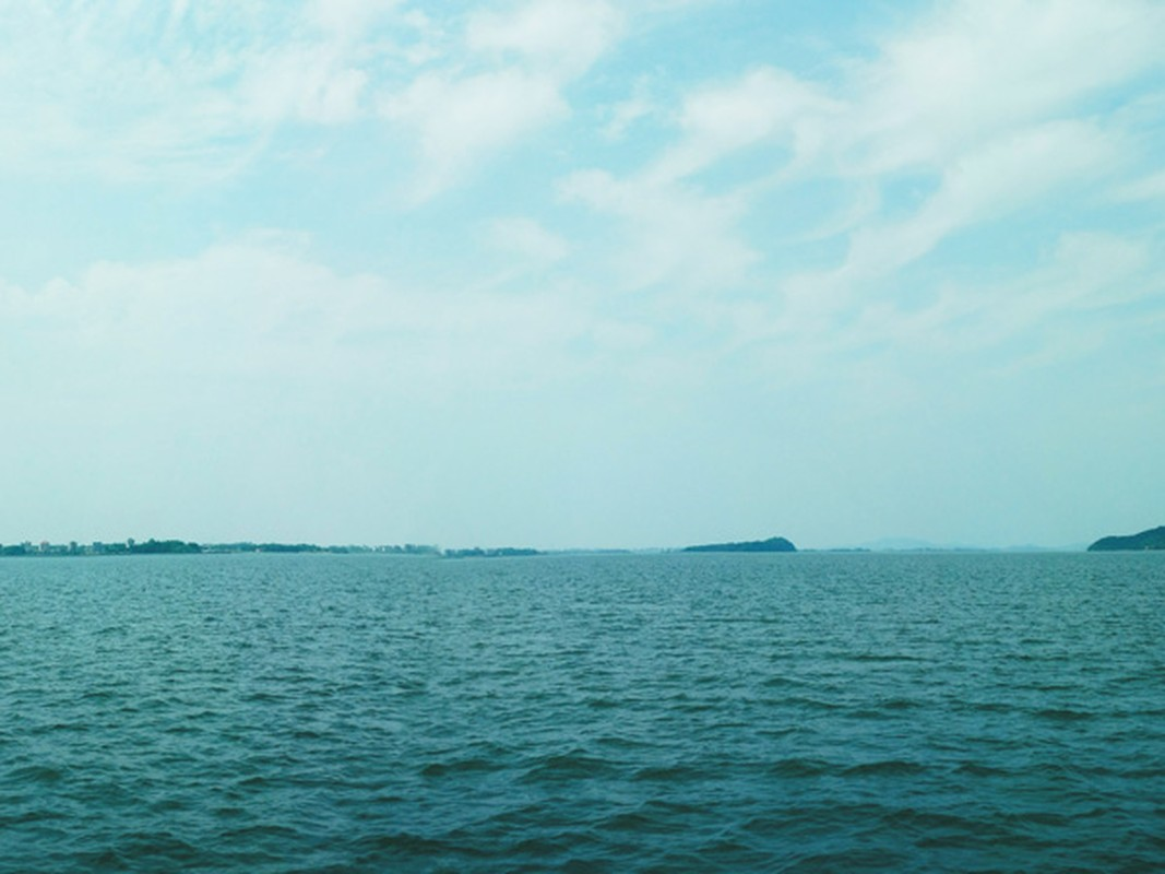 Hồ Bà Dương tiếp tục là một điểm đen bí ẩn trên bản đồ, với nhiều câu hỏi vẫn chưa có lời đáp.