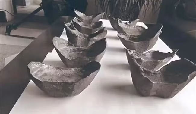 Cảnh sát phát hiện ra rất nhiều di vật văn hóa bị buôn bán, và theo pháp luật Trung Quốc, mọi di tích văn hóa thuộc sở hữu của nhà nước. Anh Tống bị xác định đã buôn bán con dấu hổ vàng, một di vật quốc gia và bị trừng phạt theo luật pháp.