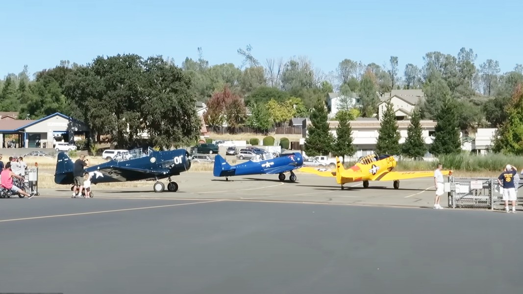 Điểm chung giữa các cư dân nơi đây chính là niềm đam mê bay lượn trên bầu trời