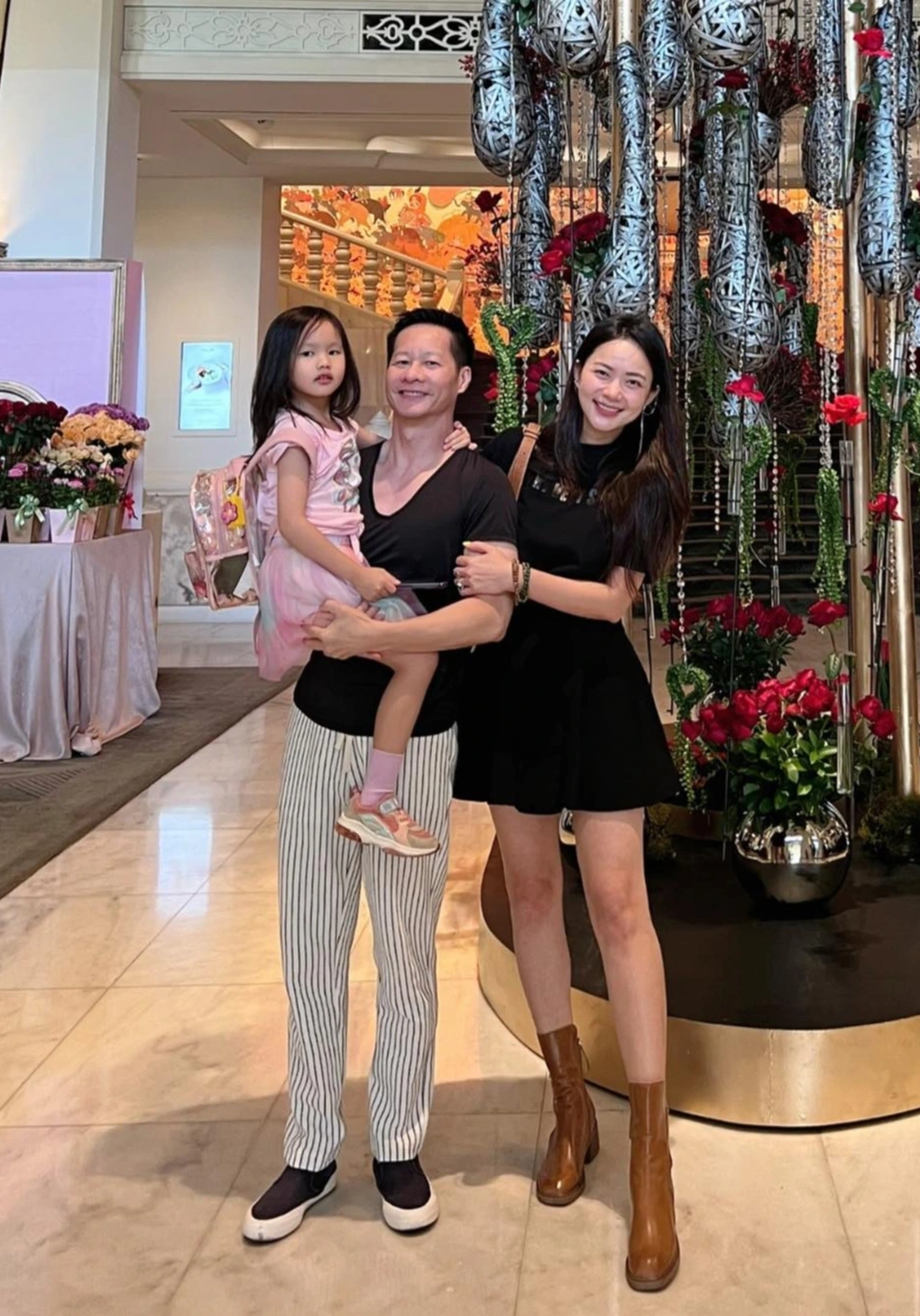 “Lot xac” nho giam can: Phan Nhu Thao sut 22kg, Minh Hang bi nghi “dao keo