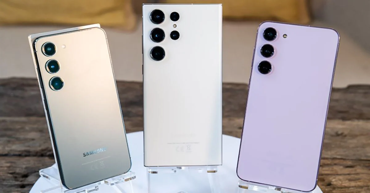 Samsung cũng cam kết cung cấp dung lượng lưu trữ nhiều gấp đôi mà không tăng thêm phí, mở rộng chính sách đã áp dụng cho một số phiên bản màn hình gập trước đây.