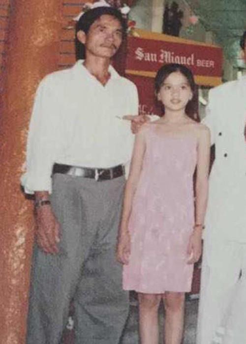 Ngày Tết, quần áo của bốn anh em Ngọc Trinh đều là đồ cũ người ta cho.