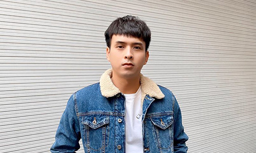 Ho Quang Hieu phu nhan “cuop doi con gai”, co gai buc xuc dap tra