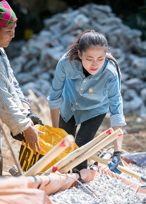 Sự quyết tâm và lăn sả của Lương Thuỳ Linh bước đầu đã có kết quả khi dự án của cô lọt top 10 dự án xuất sắc nhất.