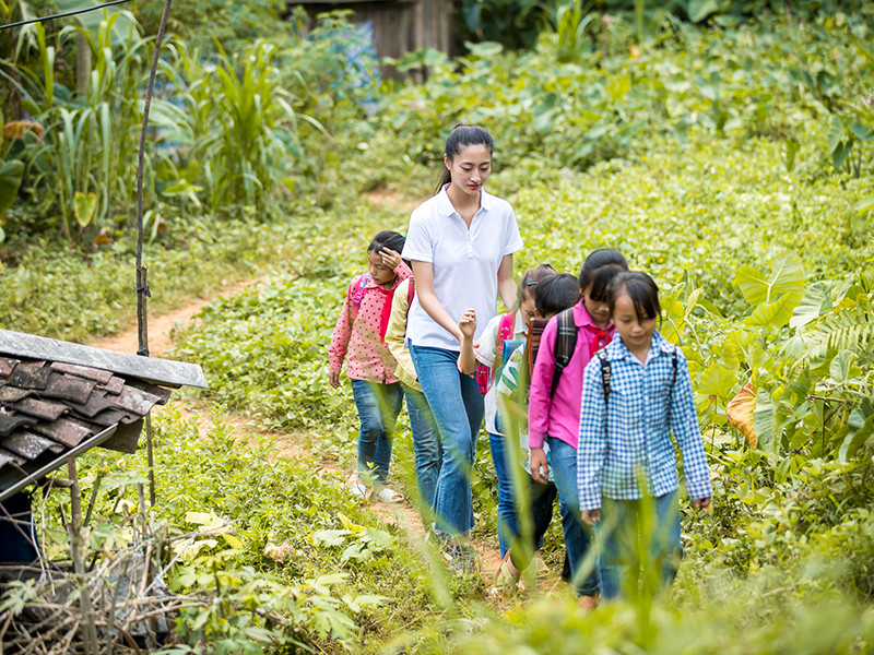 Trước khi lọt top 10 Hoa hậu nhân ái, Lương Thùy Linh có mặt trong top 10 phần thi Top Model.