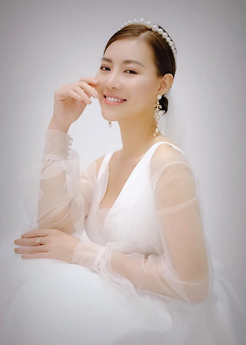 Hiện tại, Thanh Hương xuất hiện trên màn ảnh nhỏ với vai diễn phóng viên Hoàng Ngân trong "Sinh tử".