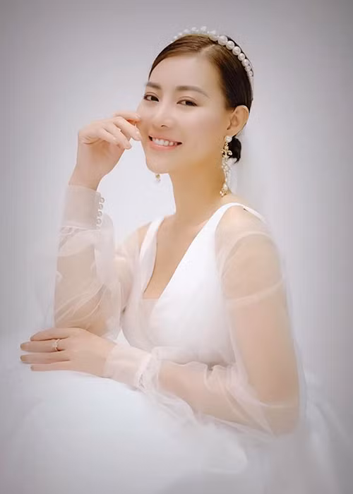 Hiện tại, Thanh Hương xuất hiện trên màn ảnh nhỏ với vai diễn phóng viên Hoàng Ngân trong "Sinh tử".