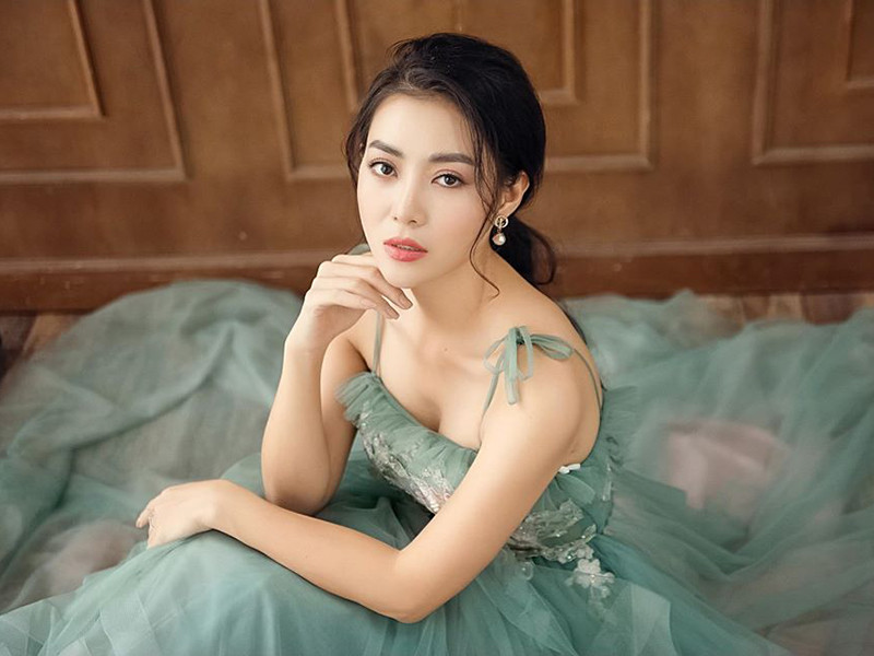 Vai diễn của Thanh Hương là vợ của trẻ của quan tri phủ do nghệ sĩ Trung Dân đóng.