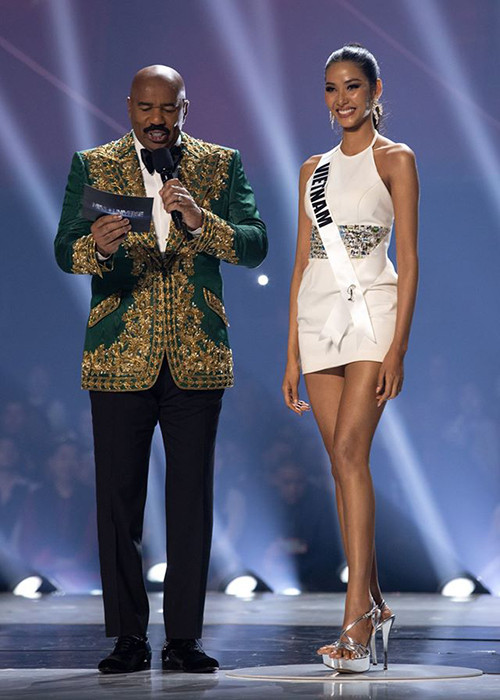 Thành tích top 20 Hoa hậu Hoàn vũ Thế giới 2019 là kỳ tích đối với một cô gái từng gầy gò, thậm chí từng bị chê kém sắc như Hoàng Thùy.