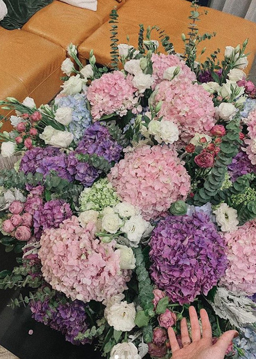 Qua lời kể của Tú Anh, ông xã luôn tâm lý, quan tâm, chiều chuộng cô hết mực.