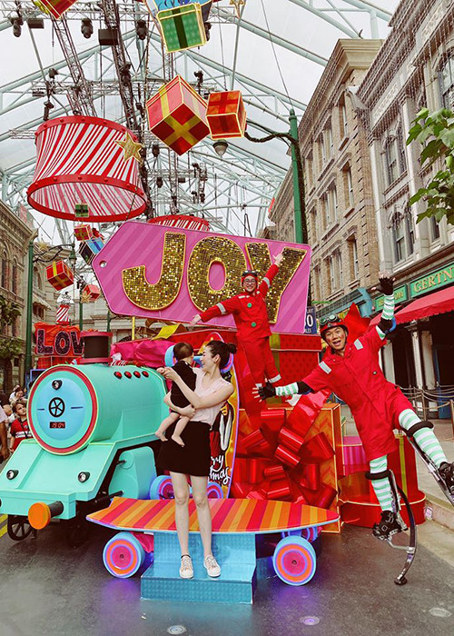 Khi quyết định trở lại showbiz sau thời gian nghỉ sinh con, Tú Anh được gia đình nhà chồng hỗ trợ, tạo điều kiện.