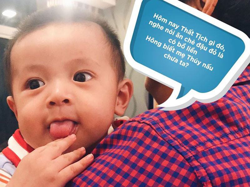 Bé Thiên Phú được nhiều người nhận xét giống bố như đúc từ đôi mắt đến đôi môi.