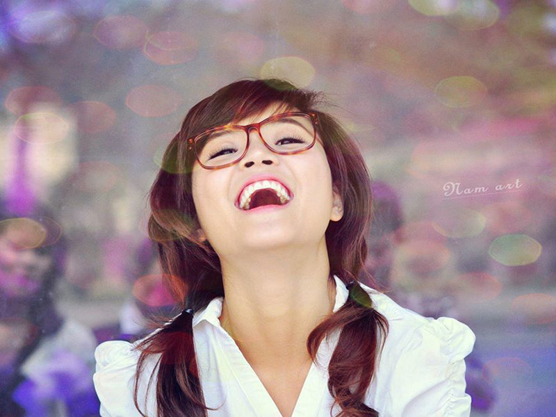 Khi trưởng thành, Thu Quỳnh đi theo con đường nghệ thuật giống bố mẹ.