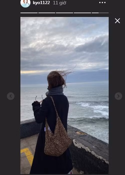 Trên trang cá nhân, Song Hye Kyo liên tục đăng tải hình ảnh đi du lịch.