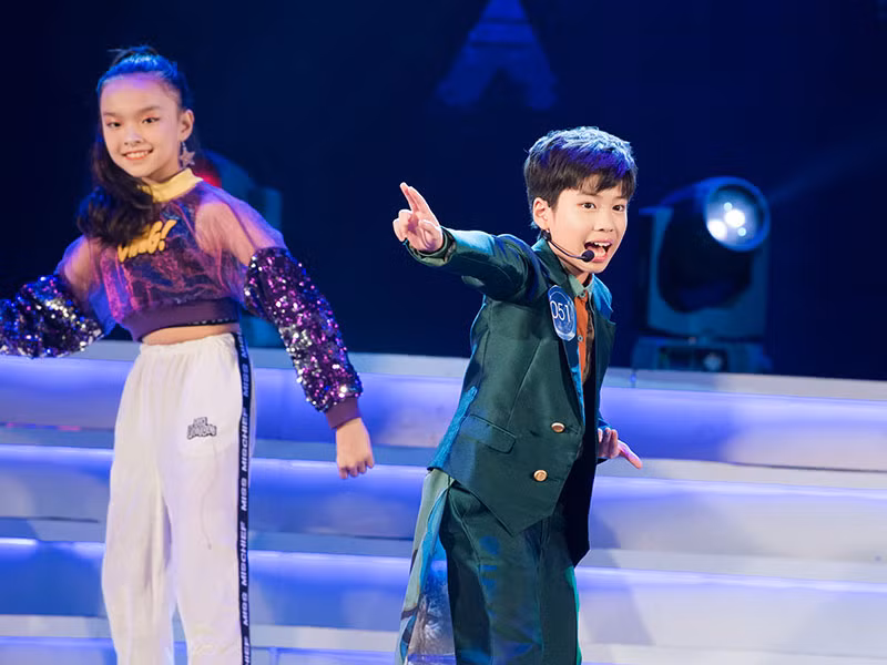 Chí Bách năm nay 10 tuổi và là thí sinh nhỏ tuổi nhất tại cuộc thi.