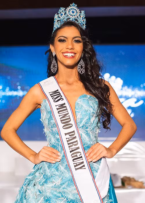 Araceli Bobadilla - nữ sinh viên báo chí đến từ Paraguay được đánh giá cao về nhan sắc lẫn tài năng. Hiện tại, người đẹp xuất sắc có mặt trong top 40 chung cuộc Miss World.