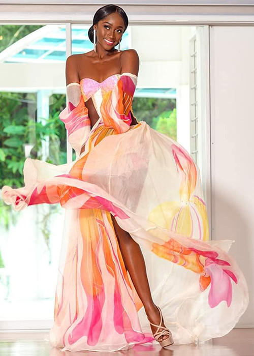 Tya Jane La Shon Ramey năm nay 21 tuổi, cao 1m82. Cô là đại diện Trinidad &amp; Tobago. Sau khi đoạt giải phụ Head to Head, cô ghi tên mình vào top 40.