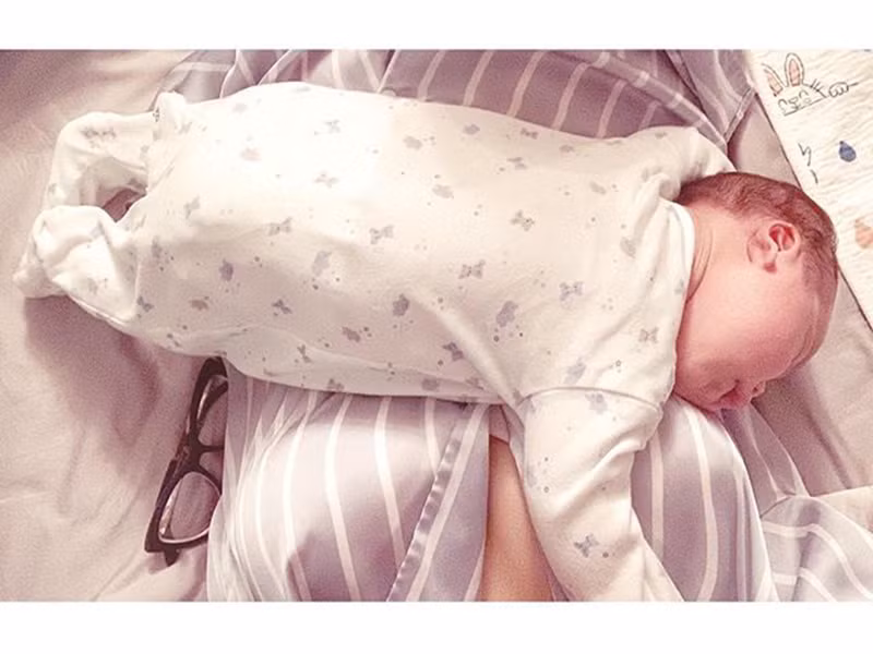 Lan Khuê hiện tại đều đặn cập nhật hình ảnh con trai đầu lòng.