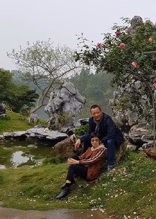 Bà xã của nam MC "Ký ức vui vẻ" khá giản dị. Ảnh: VTC