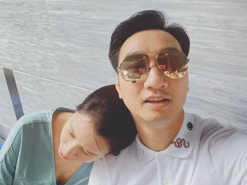 Ngọc Hương chia sẻ, khi cô mang bầu, Thành Trung luôn sẵn sàng nghe vợ than phiền mọi chuyện để giải tỏa căng thẳng.