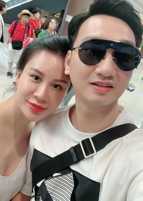 Hôn lễ của nam MC Nhân tố bí ẩn diễn ra vào tháng 3/2017.