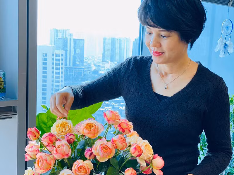 Ở tuổi 48, Diễm Quỳnh vẫn giữ được sự trẻ trung, năng động.