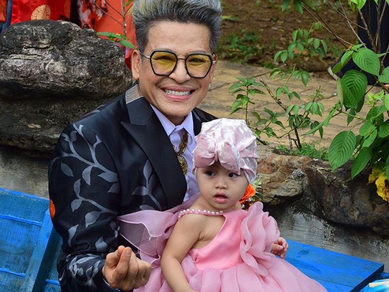 Thanh Bạch tiết lộ từ năm 2020, anh sẽ tổ chức đám cưới ở nước ngoài, chứ không làm ở trong nước nữa.