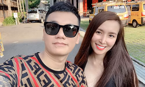 Khac Viet buc xuc khi vo bi antifan vu khong lo clip nong