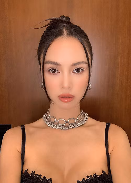 Ngọc Anh từng lọt top 5 cuộc thi Hoa hậu Việt Nam 2012.