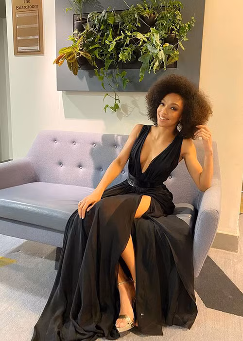 Ophely đoạt giải Á hậu 1 cuộc thi Hoa hậu Pháp 2019.