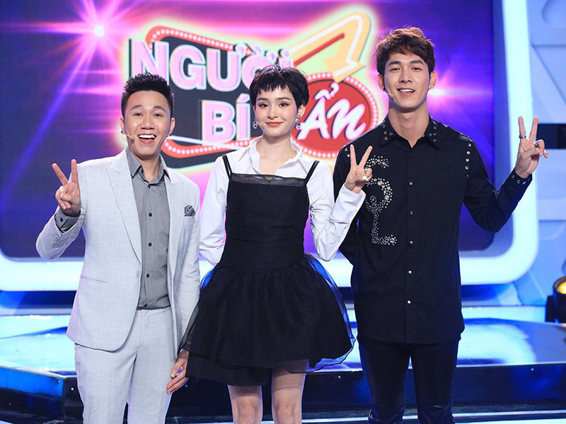 Khi được hỏi về mối quan hệ với Anh Đức, Hiền Hồ cho biết, nam diễn viên rất dễ thương, hiền, ga lăng. Đối với cô, Anh Đức là một người bạn rất tốt. Ảnh: Vnmedia