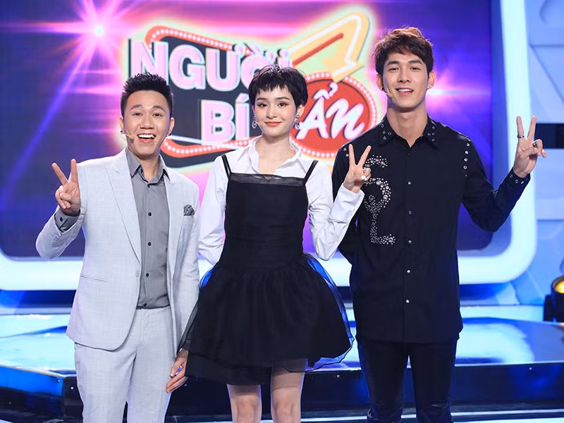 Khi được hỏi về mối quan hệ với Anh Đức, Hiền Hồ cho biết, nam diễn viên rất dễ thương, hiền, ga lăng. Đối với cô, Anh Đức là một người bạn rất tốt. Ảnh: Vnmedia