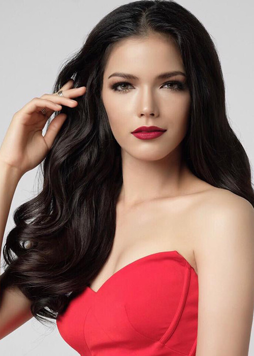 Sở dĩ đại diện Thái Lan vướng nghi vấn được ưu ái bởi cô là đại diện của một thương hiệu kim cương - nhà tài trợ vương miện Hoa hậu Hoàn vũ Thế giới 2019.