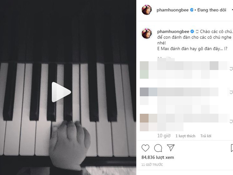 Trước nghi vấn đạo status, Phạm Hương vẫn giữ im lặng. Thay vì lên tiếng, người đẹp gốc Hải Phòng tiếp tục khoe con trai. Lần này, cô đăng tải clip đánh đàn của con trai 1 tuổi.