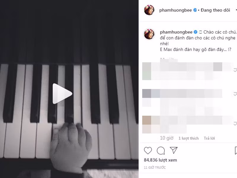 Trước nghi vấn đạo status, Phạm Hương vẫn giữ im lặng. Thay vì lên tiếng, người đẹp gốc Hải Phòng tiếp tục khoe con trai. Lần này, cô đăng tải clip đánh đàn của con trai 1 tuổi.