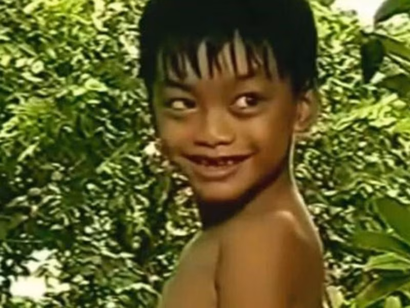 Hà Duy đóng các nhân vật phụ trong nhiều bộ phim chỉ vì theo mẹ tới đoàn làm phim, ê-kíp cần diễn viên nhí ngay lập tức nên Hà Duy được chọn.