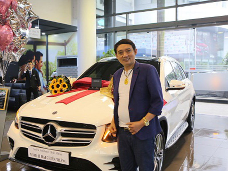 Là nghệ sĩ hài, Chiến Thắng kín show, đặc biệt vào thời điểm cuối năm. Được biết, năm 2020, anh tiếp tục tham gia hài Tết "Làng ế vợ" và "Tết ơi là Tết".