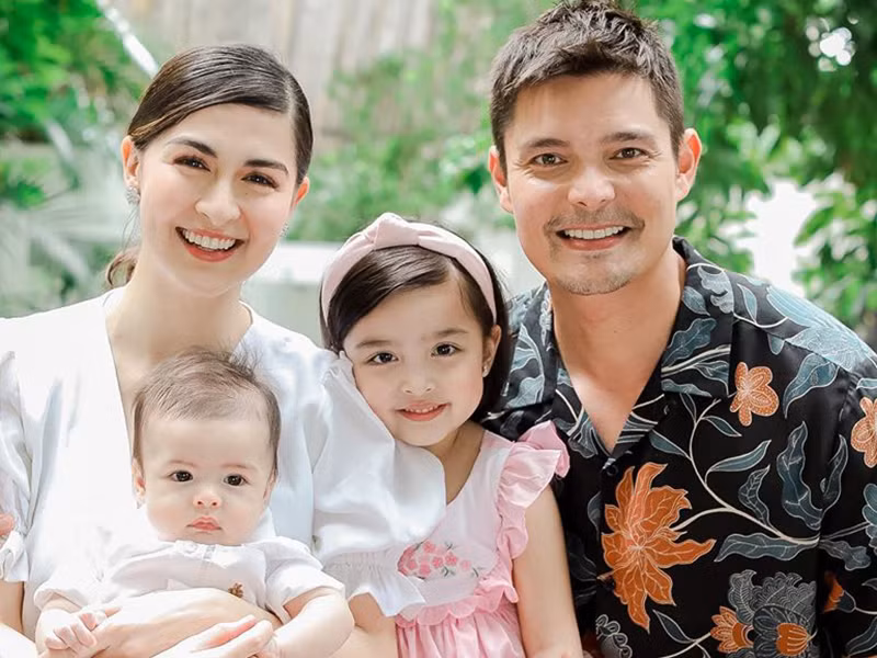 Các thành viên trong gia đình của nàng ngọc nữ đều có ngoại hình nổi bật. Con gái của Marian xinh như thiên thần, còn cậu con trai của nữ diễn viên rất kháu khỉnh, thừa hưởng những nét đẹp của bố và mẹ. Mời quý độc giả xem video "Bí quyết làm đẹp của sao Việt". Nguồn VTC