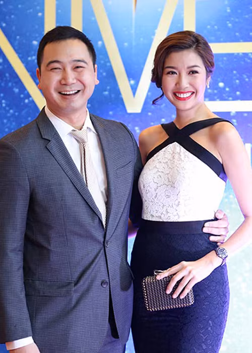 Thúy Vân và Tuấn John công khai mối quan hệ với công chúng và báo giới vào tháng 3/2016.